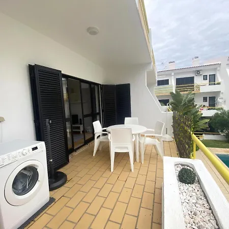 Golf With Pool By Homing Apartment