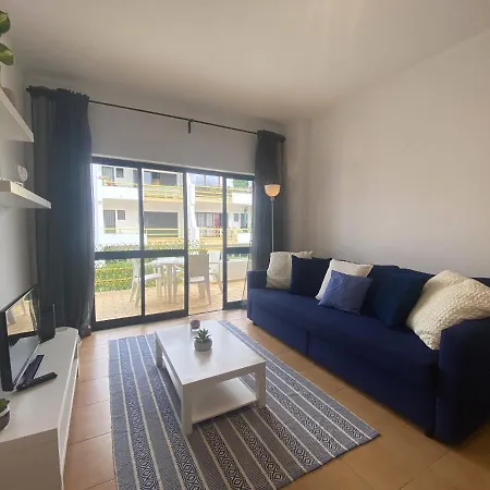 Apartment Golf With Pool By Homing